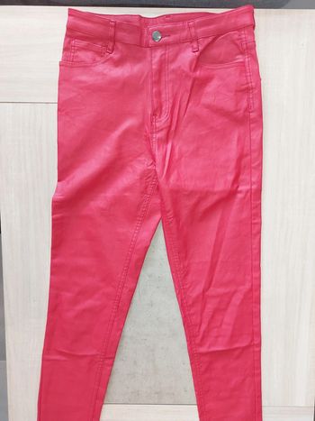 Pantalon simili cuir / Calzedonia / 14 ans