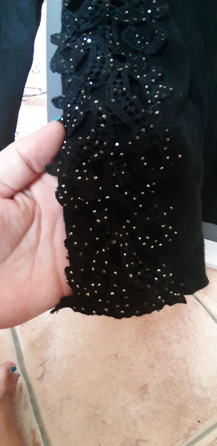 Pull dentelle - photo numéro 2