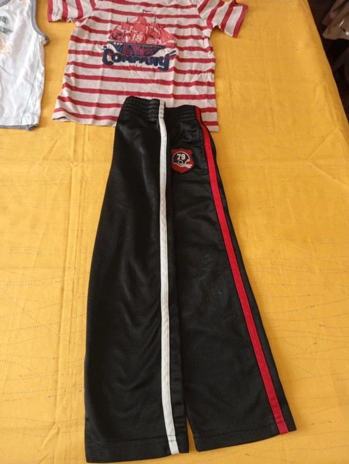 Gros Lot de 6 vêtements en 4 ans garçon - photo numéro 15