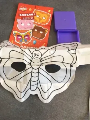 masque neuf à colorier motif papillon