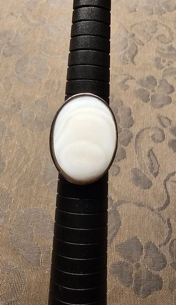 Bague argentée pierre blanc nacré Taille 55