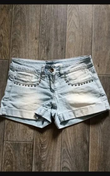short jean délavé bleu clair taille XS / 34 / 6 très bon état Camaïeu