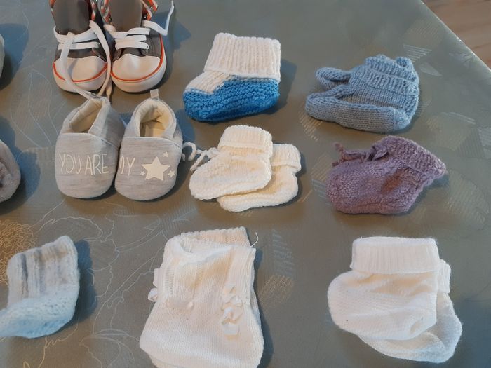 Lot chaussons/chaussures/bottons - photo numéro 3