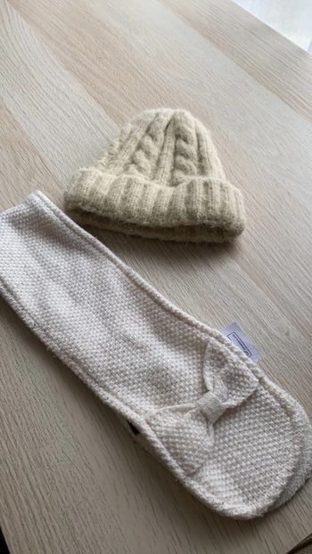Ensemble bonnet et écharpe