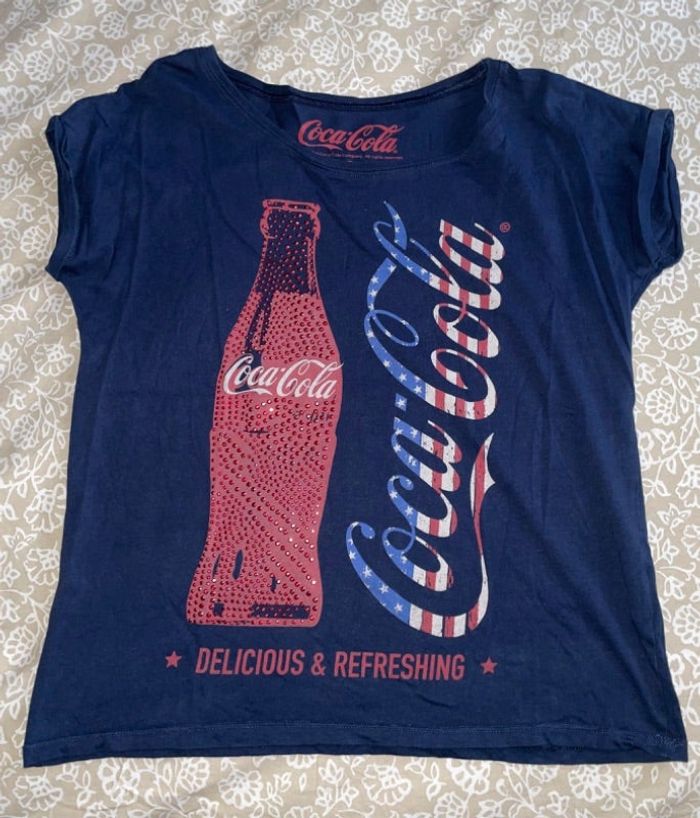 Tee shirt Coca Cola Taille 38 excellent état