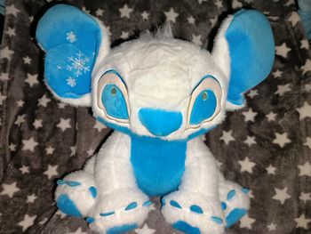 Peluche stitch flocon de neige 