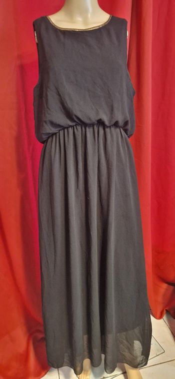Robe longue noire taille 44 "ici et maintenant "
