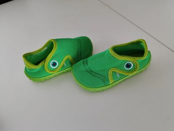 Chaussure aquatique plage piscine rocher