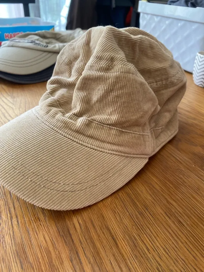 Casquette - photo numéro 2