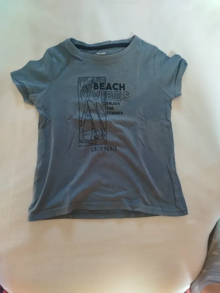 Tee shirt