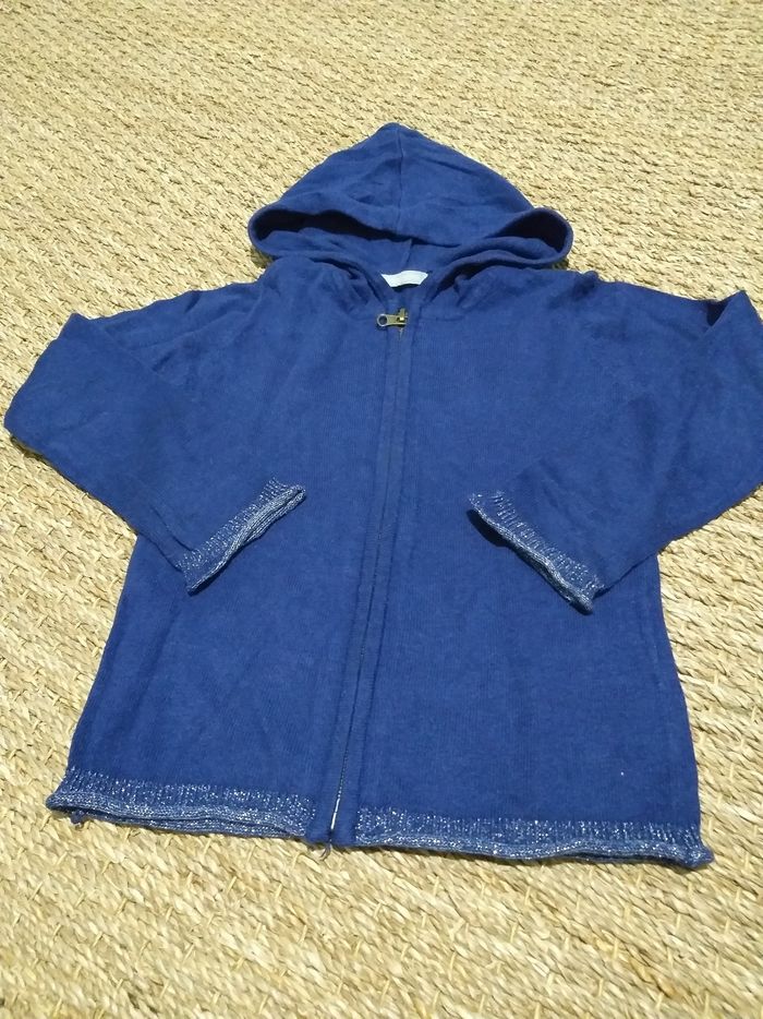 Gilet bleu Marine fil argenté 3 Suisses collection 5 ans