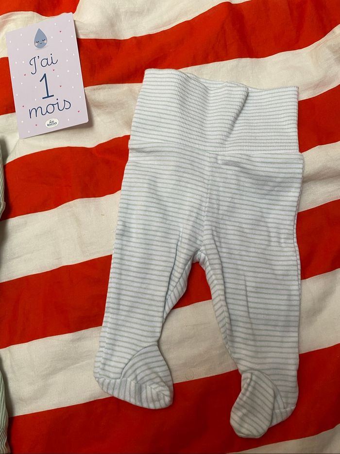 Lot 3 pantalons - photo numéro 3