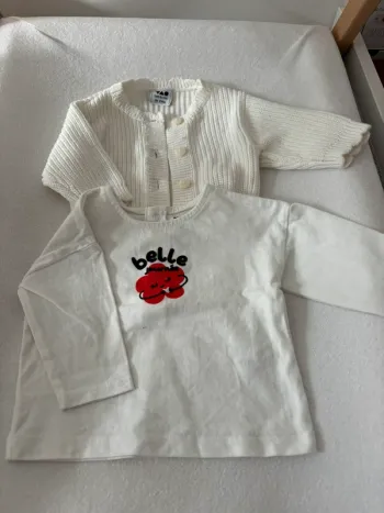 Gilet + tee shirt bébé fille taille 3mois