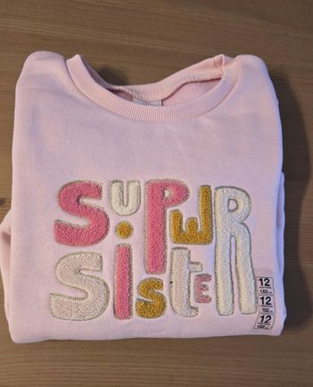 Neuf (non porté) sweat molleton 12 ans fille