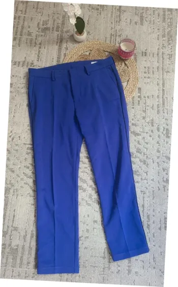 Pantalon bleu taille 38