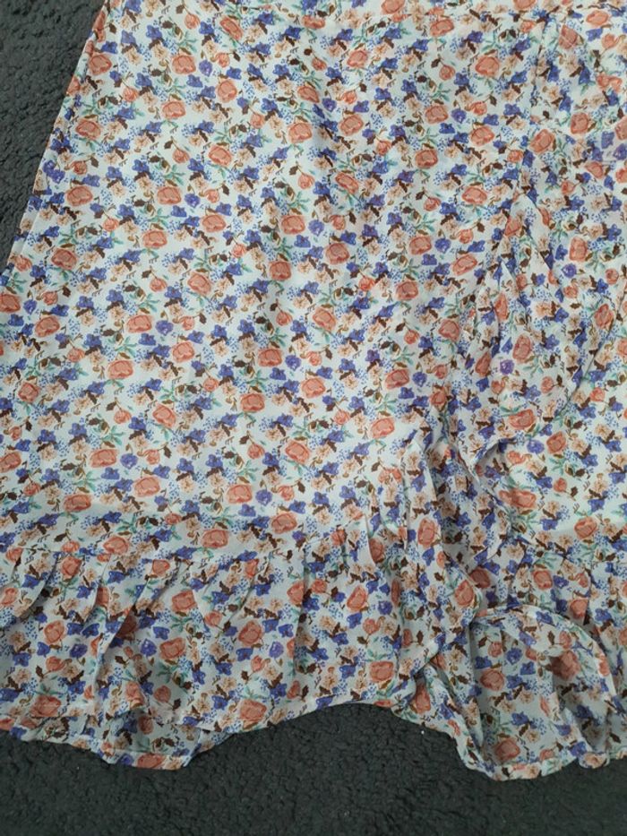 Jupe fleurie Taille M - photo numéro 2