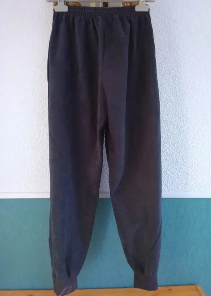 Ensemble jogging taille 162 Joinville - photo numéro 6