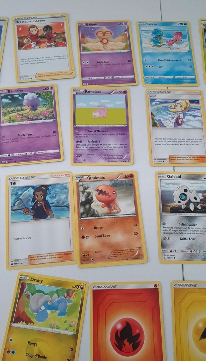 Lot de 35 cartes Pokémon - photo numéro 4