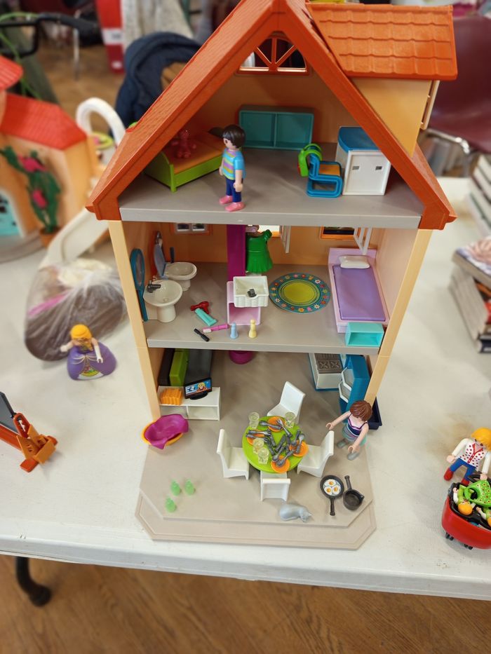 Playmobil maison de ville 70014 - photo numéro 5