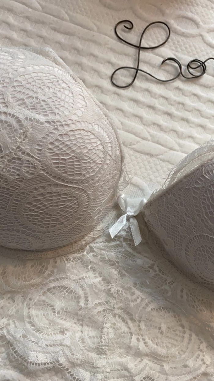 Soutien-gorge blanc - photo numéro 4