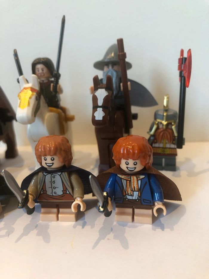 Figurine type lego la communauté de l’anneau. le seigneur des anneaux - photo numéro 2