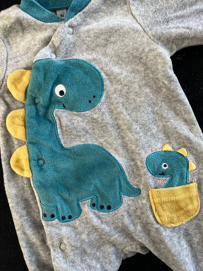 Pyjama 1 mois - photo numéro 3