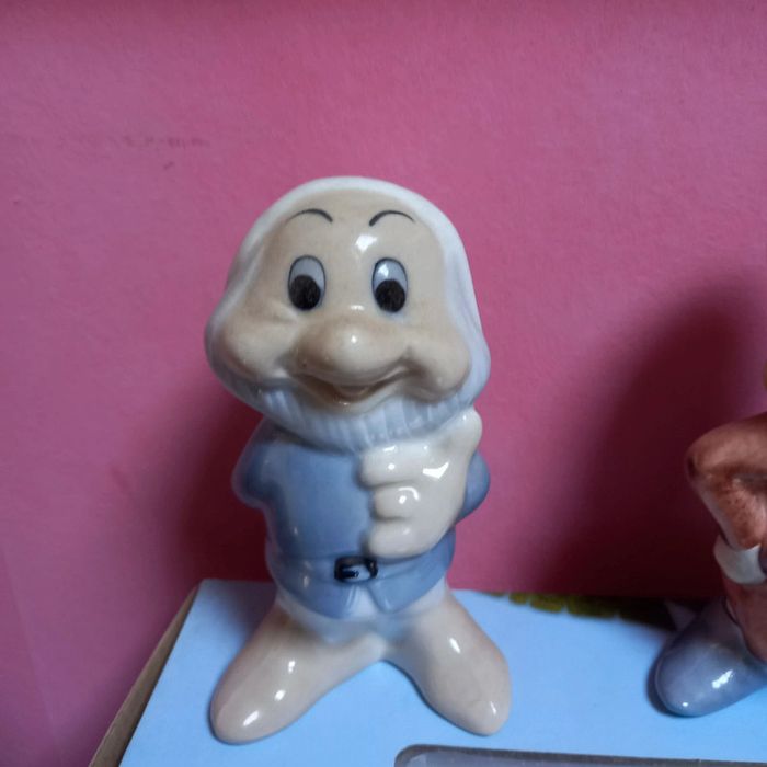 Lot de 3 nains en porcelaine - photo numéro 2