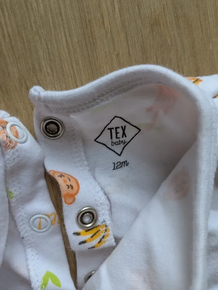 Pyjama ouistiti et banane 🍌 12 mois - photo numéro 2