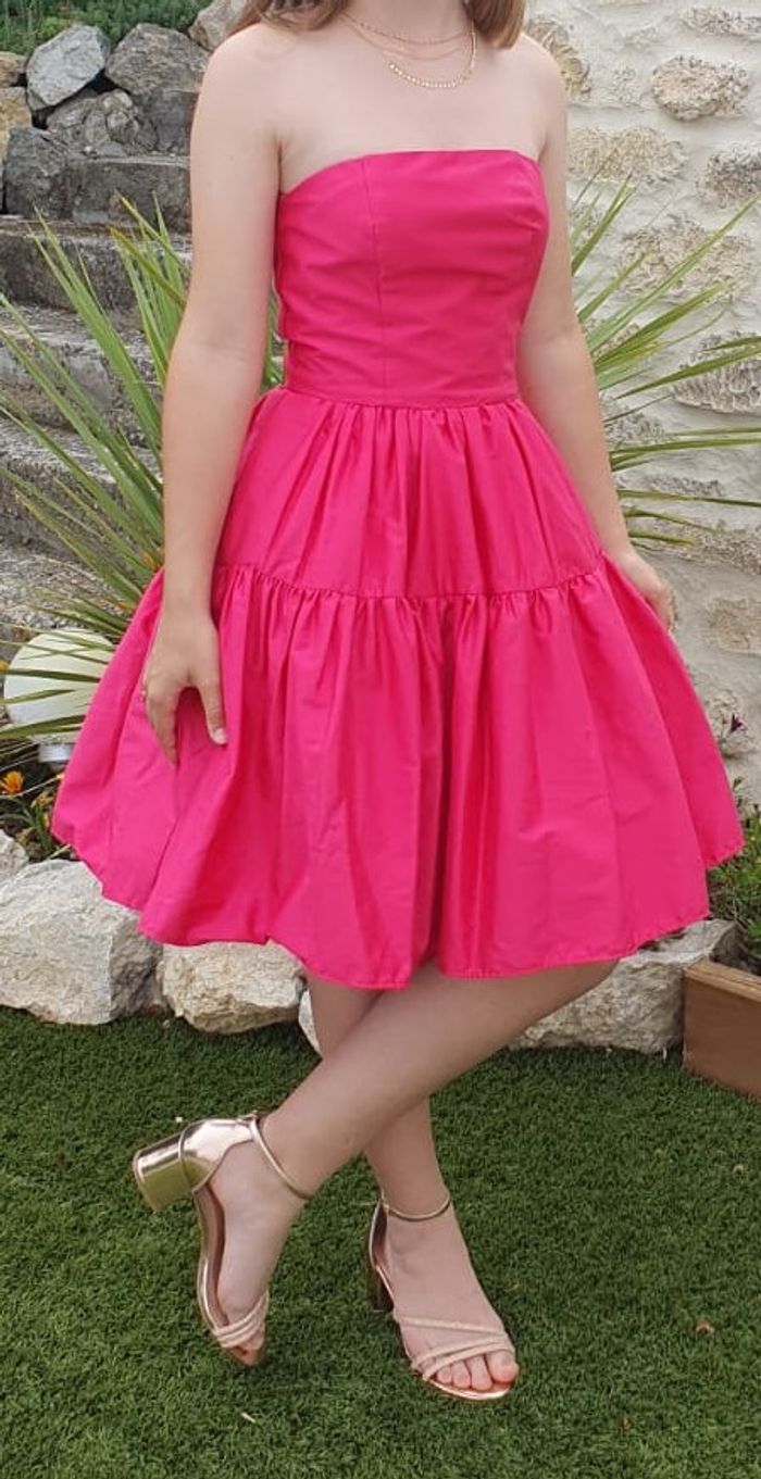 bal de promo : Robe soirée Naf Naf taille 34 - photo numéro 6