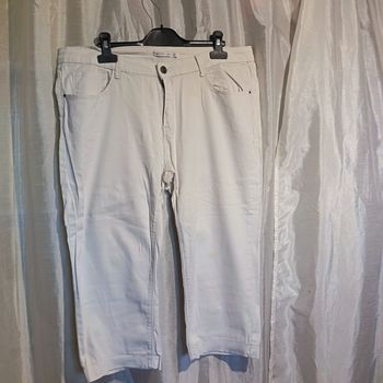 pantacourt blanc de Gémo 46réf R511 S2