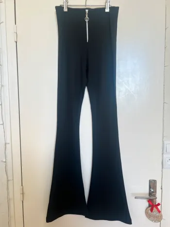 Pantalon T38 Neuf 🖤