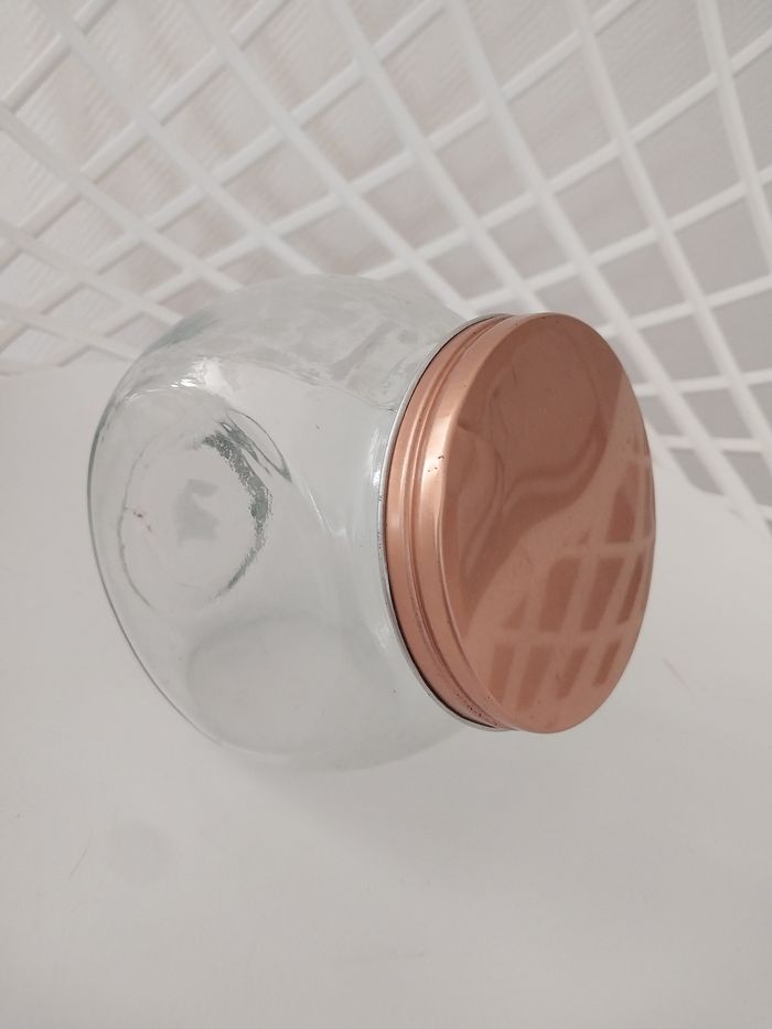 Bocal en verre avec couvercle métallique cuivré