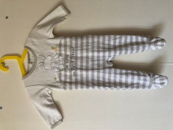 pyjama grenouillère petit lapin bébé 6 mois