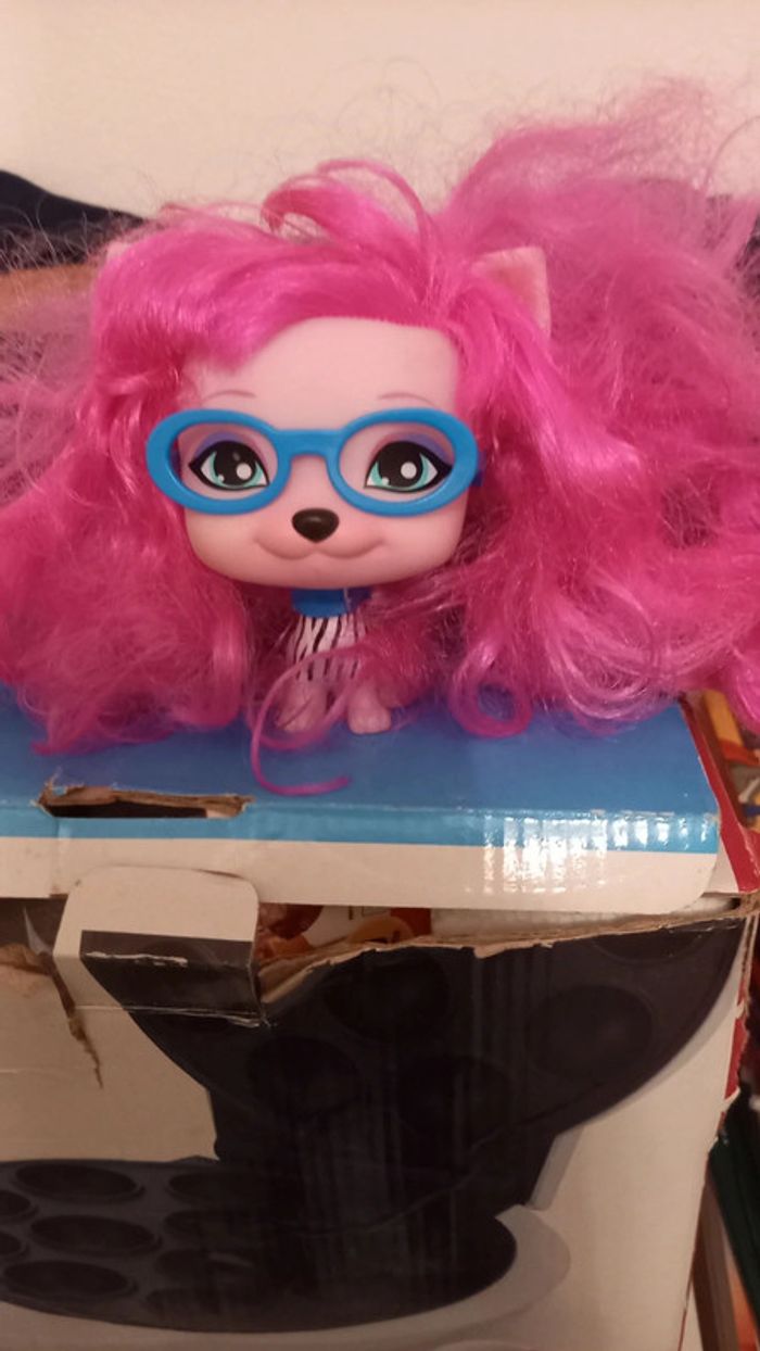 Joli figurine chien à long cheveux - photo numéro 2