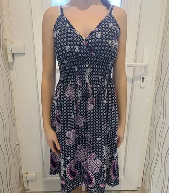Robe d’été de la marque exo-tic taille unique