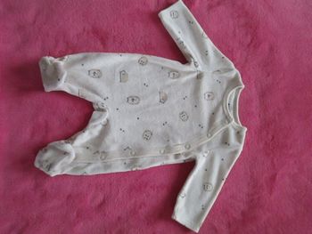 Pyjama beige hérissons