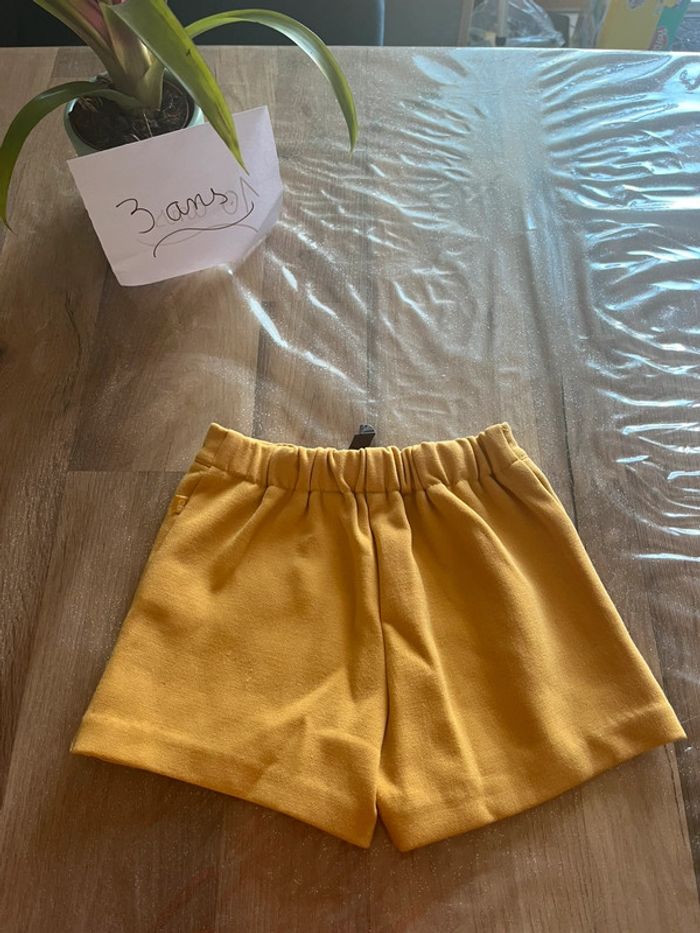 Short - 3 ans - photo numéro 3