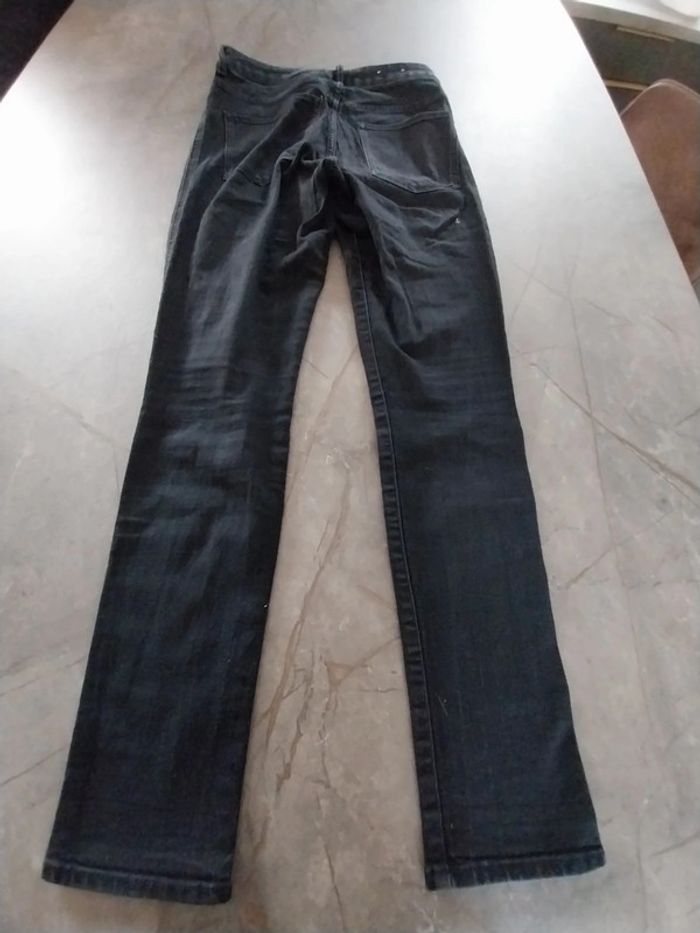 Jean H&M taille 36 - photo numéro 2