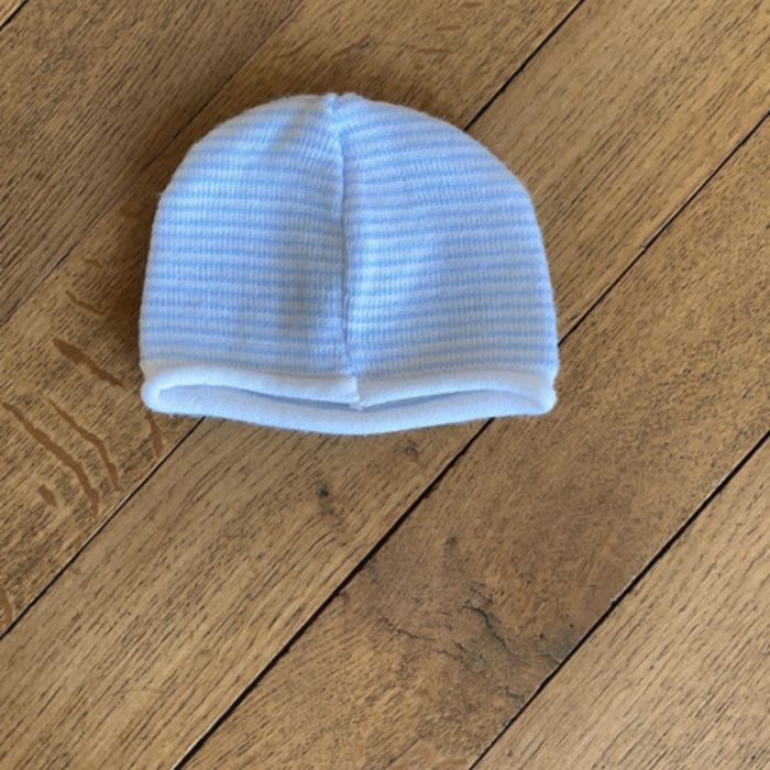 Bonnet de naissance