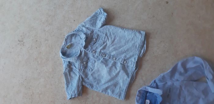Lot chemises habillé 2 ans - photo numéro 2