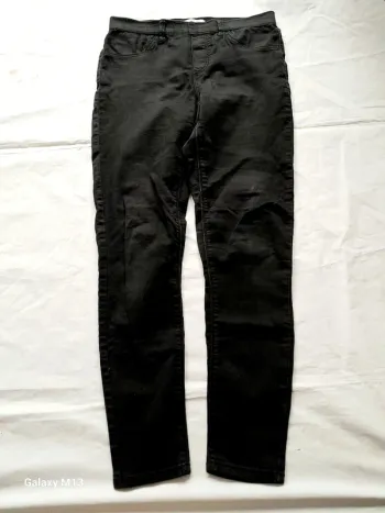 Jean femme noir Promod taille 40