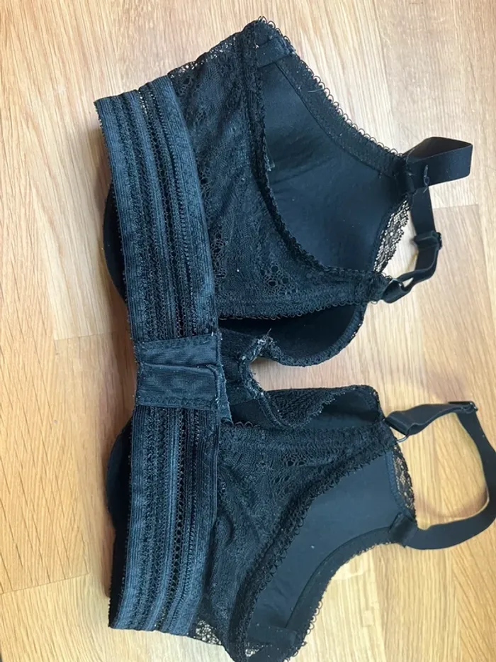 Soutiens-gorge noir H&M 80D - photo numéro 3