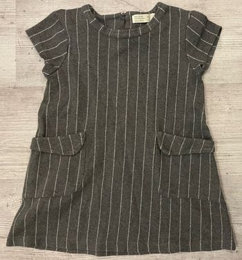 Robe hiver 6/7 ans Zara