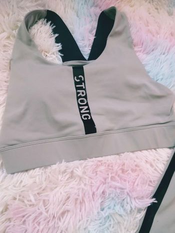 Ensemble strong nation s zumba legging brassière