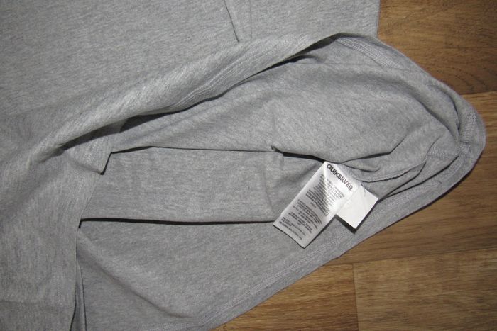 TEE SHIRT MC GRIS "QUIKSILVER" - TAILLE XS - n°13 - photo numéro 3
