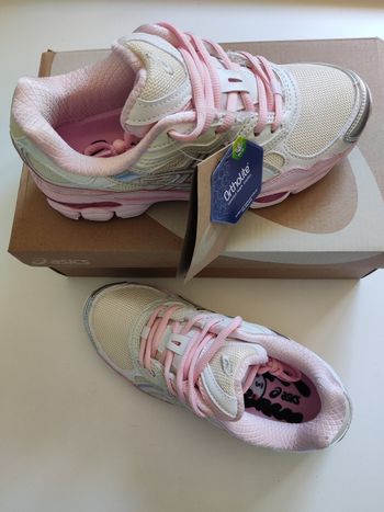 Basket Asics Gel NYC rose  taille 38