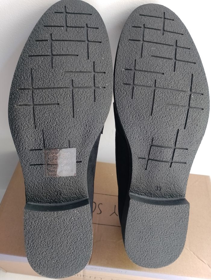 Chaussures neuves - photo numéro 3