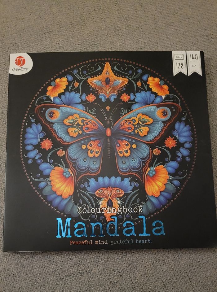 🎨 Lot de 4 Livres de Coloriage – Animaux, Voyage, Mandalas & Fleurs - photo numéro 6