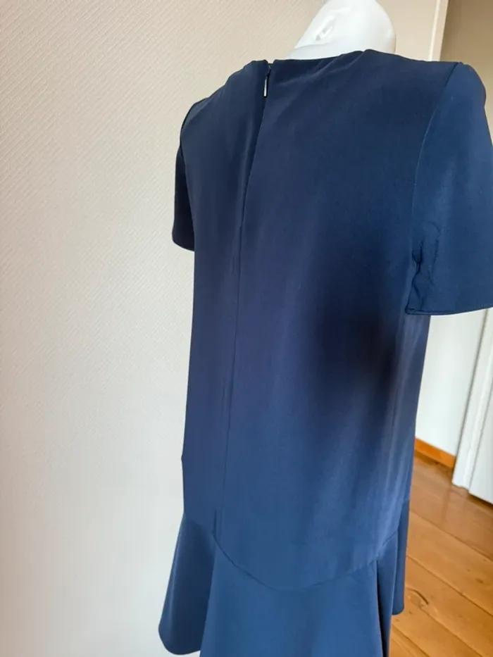 Robe mango bleu marine en très bon état taille S - photo numéro 4