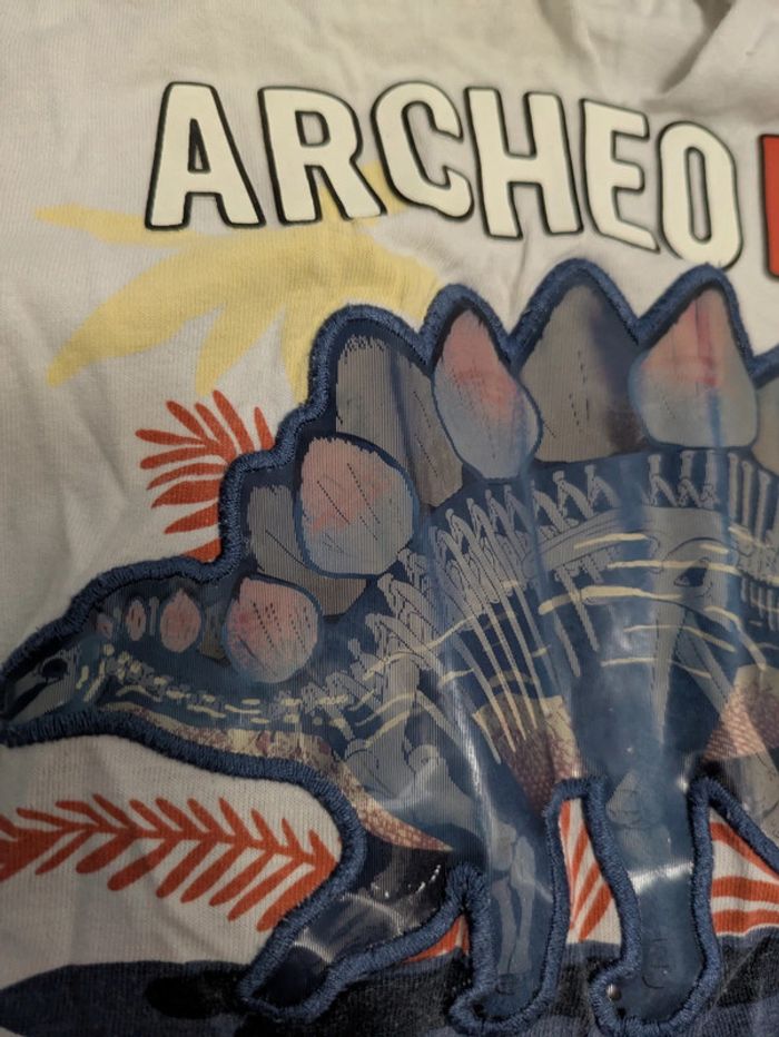 T-shirt garçon 4 ans stégosaure dinosaure - photo numéro 3